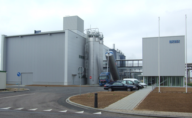 位于欧洲的中间层薄膜原料树脂工厂开始采购100%来自可再生能源的电力